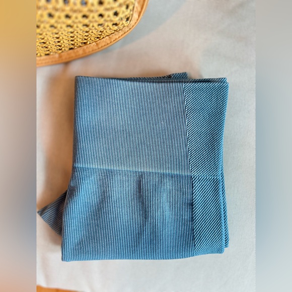 Women's High-Rise Ribbed Seamless 7/8 Leggings - JoyLab - Blue - Medium - Picture 3 of 13